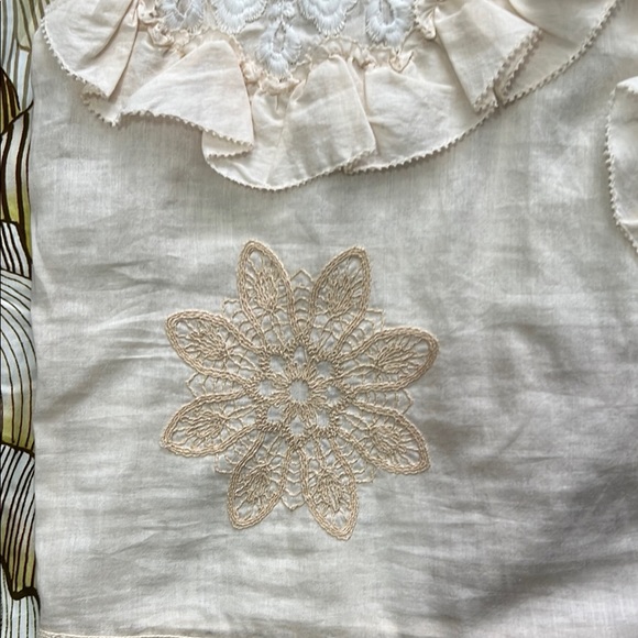 NWT Zara Beige and White Lace Sleeveless Top Size M - Picture 4 of 7